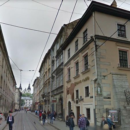 Уютная Квартира На Площади Рынок Lviv Kültér fotó